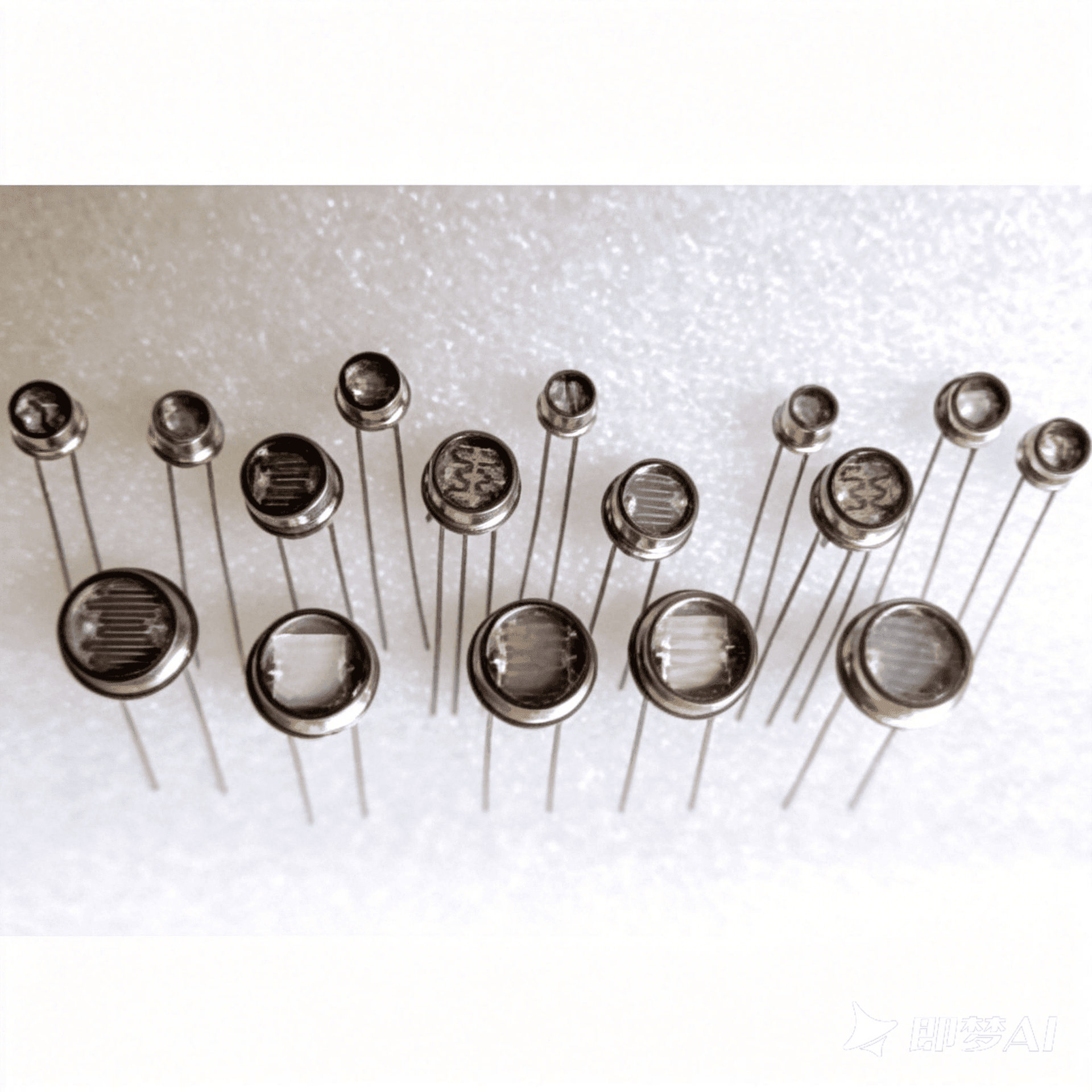 金属壳封装型光敏电阻系列